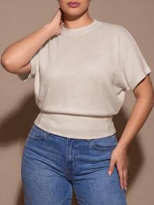 SHEIN BAE CURVE 大尺碼女款圓領蝙蝠袖短袖杏色天鵝絨感T恤 - 杏色 - 查看 4