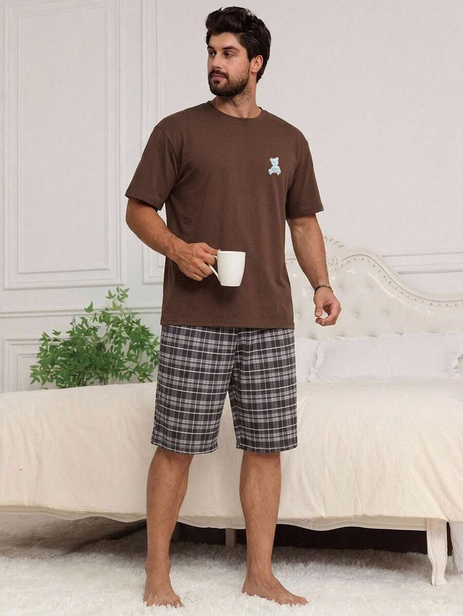 DAZY Summer Brown Bear & Letter Print T-Shirt With Plaid Shorts Men's Loungewear Set - Multicolor - View 1