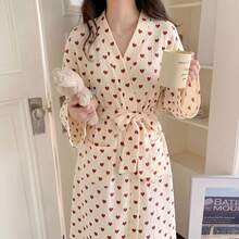 1件新款超級仙女愛心印花女款長袖睡袍，適合春夏秋季，多功能睡衣居家服浴袍睡裙，甜美高級感Ins風，可愛舒適田園浪漫居家服 - 愛心 - 查看 2
