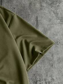 AXEPEAK Men's Contrast Color Lapel Collar Airplane Button Design Short Sleeve Shirt - Olive Green - View 3