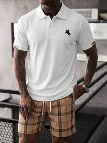 Manfinity CasualCool 男士騎士印花短袖 Polo 衫與格紋短褲休閒套裝 - 彩色 - 查看 3