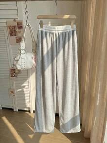 Comfortcana Plus-Size Off-White Casual Knit Sweatpants With Contrast Details And Drawstring – Back-To-School Season - Light Grey - View 2