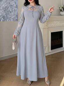 Modelyn Gaun Pesta Elegan Ukuran Plus dengan Motif Renda dan Hiasan Patchwork - Light Grey - View 1