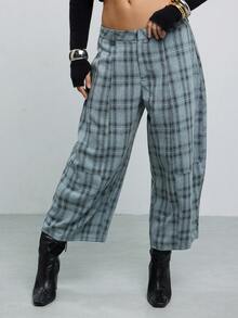 COUREZ Calça Cropped Xadrez Balloon Média / Looks de Verão Y2K para Mulheres Looks Casuais Verão Partes de Baixo Looks para Sair Looks de Festival Shorts de Verão - Cinza - Visão 6