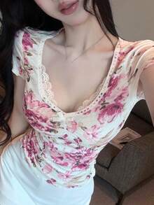 Joudiya 夏季歐美風修身顯瘦印花蕾絲上衣 極簡性感圓領百搭紫色女款T恤圖案短袖衫 - 紫色 - 查看 3