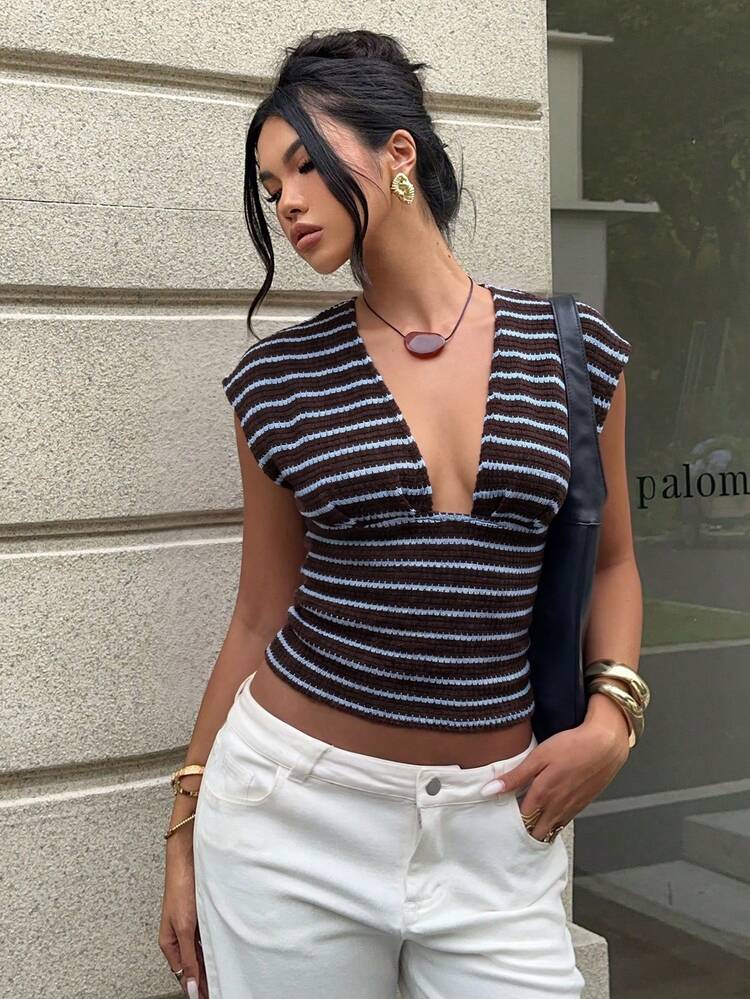 Aloruh 女款純色圓領蝙蝠袖短袖抓皺短版休閒T恤 - 杏色 - 查看 6