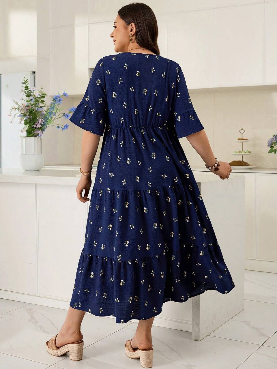 Plus Size Women V-Neck Floral Print Pleated Casual Party Dress, Autumn Outfit For Women,Back To School Blue Dress  Blue Floral Maxi Dress