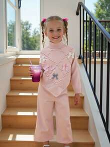 SHEIN Vintaside Kids 女童休閒公主娃娃風粉色花卉蝴蝶結尖擺高領針織毛衣＋寬腿褲兩件套，秋季穿搭 - 粉色 - 查看 12