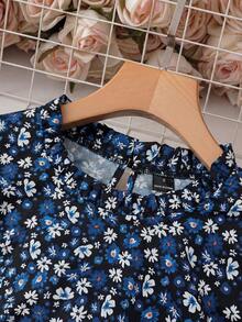 SHEIN LUNE 女款夏季浪漫優雅荷葉邊圓領短飛袖碎花寬鬆襯衫，適合度假、日常穿著、花園派對與早午餐 - 藍色 - 查看 6
