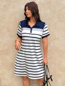 SHEIN Frenchy 大尺碼夏季休閒拼色條紋 Polo 領短袖洋裝 - 彩色 - 查看 3