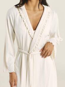 KSTM 長版荷葉邊飾圍裹式浴袍 附繫帶腰帶 柔軟針織中長版居家睡袍 - 米色 - 查看 6