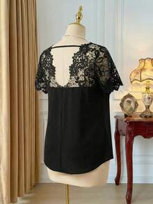 Rometta Blusa Para Mujer De Talla Grande Con Encaje Y Espalda Abierta - Negro - Ver 4