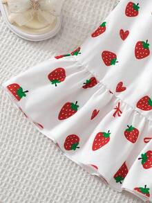 SHEIN Girls Autumn Strawberry Print Cami Dress, Spaghetti Strap Dress With Tiny Bows & Ruffled Hem For Daily Wear,  Park And Parent-Child Events - Multicolor - View 6