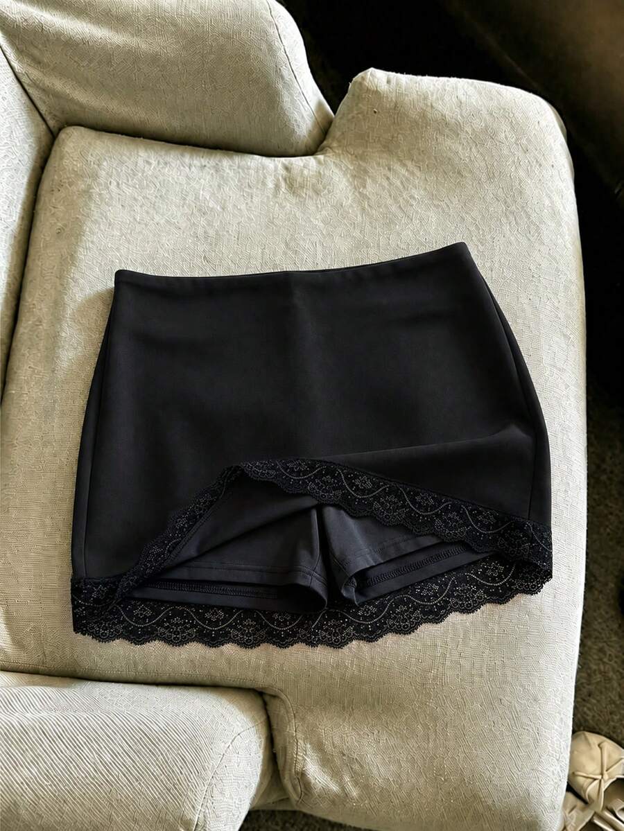 SHEIN Franclia 女款休閒純色迷你裙,適合夏季,可搭配在裙底的短褲,牛仔裙 - 黑色 - 查看 1