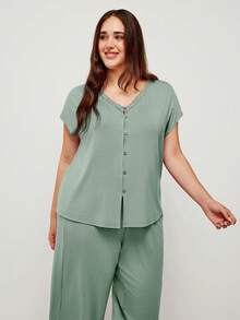 LUVLETTE 大尺碼女款夏季深綠色 TENCEL™ 莫代爾蕾絲短袖上衣與長褲睡衣家居套裝 - 綠色 - 查看 11