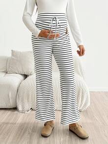 SHEIN Umstandshose mit verstellbarem Bund, Cartoon-Bären-Patch, gestreift, lässig, Schlaghose - Schwarz und Weiss - Übersicht 7