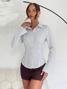SHEIN 女款長袖條紋襯衫 休閒商務專業 日常通勤 紋理時尚 教師節 辦公室 藍白條紋 秋季 - 白色 - 查看 4
