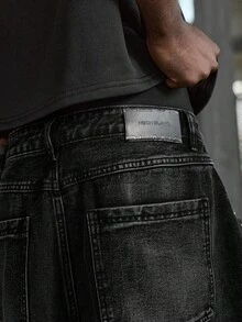 NEON BLANC Celana Jeans Denim Pria Model Longgar, Lebar, dan Pendek dengan Kantong - Hitam - View 4