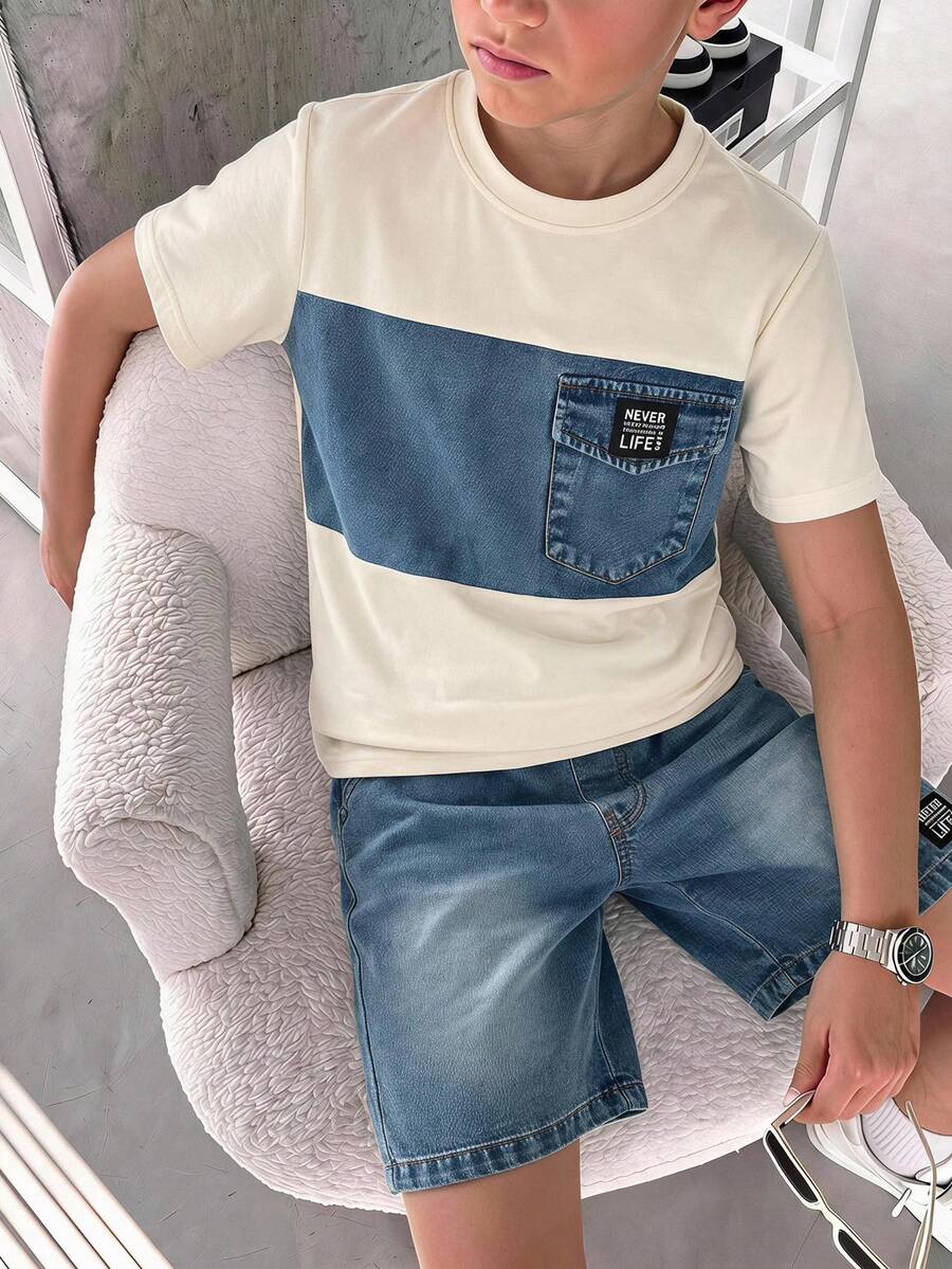 SHEIN 2件套男童休闲时尚杏色针织拼接牛仔圆领短袖上衣和松紧腰牛仔短裤套装，简约百搭，适合男孩春夏户外活动、度假等穿着。 - 淺色水洗藍 - 查看 1