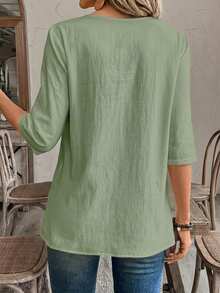 EMERY ROSE Blusa blanca de cuello en V para mujer con diseño de dobladillo patchwork - Verde - View 2