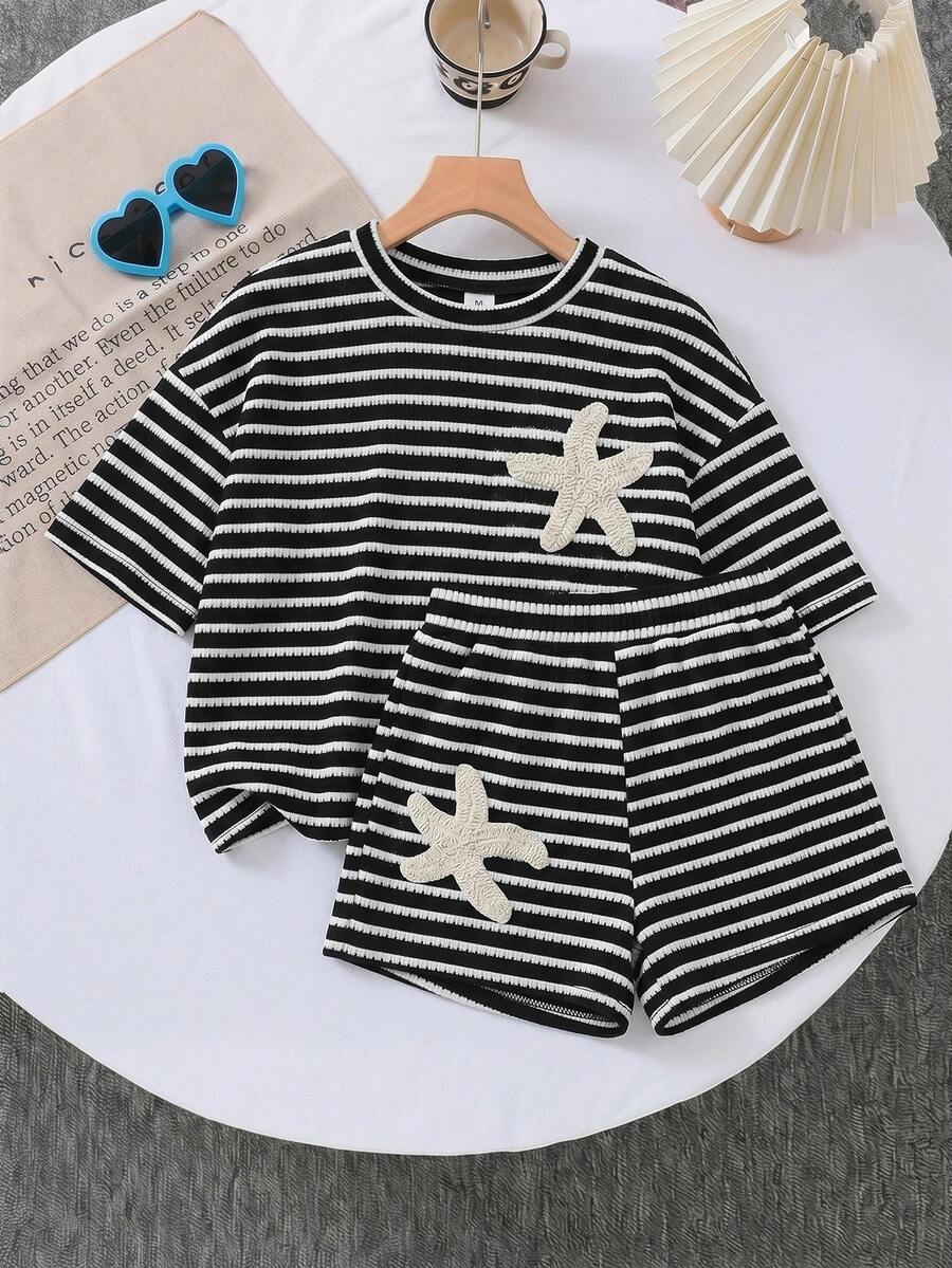 SHEIN LMoss Kids 女童小女孩針織純色圓領寬鬆T恤與修身針織短褲兩件套 - 黑與白 - 查看 1
