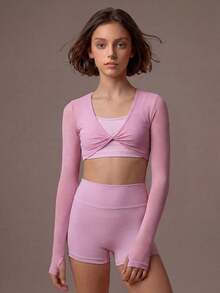 SHEIN 少女粉色三件套运动套装——背心、短裤和运动上衣组合，高弹亲肤面料，适合舞蹈训练、瑜伽练习和日常运动。 - 粉色 - 查看 6