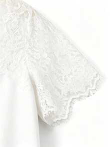 GlowEve CURVE Plus Size Women's Contrast Lace Round Neck Short Sleeve Casual T-Shirt - White - View 4