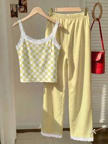 SHEIN EZwear 女士休闲黄色蕾丝边吊带背心和条纹裤两件套，返校季米黄色两件套 - 淡黃色 - 查看 2