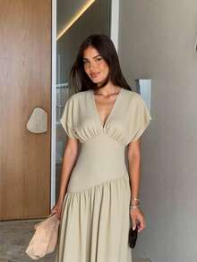 Siren Gaze Short Sleeve Deep V-Neck Pleated Dress, Summer Casual Minimalist Tropical Style, Suitable For Daily Vacation Gatherings, Wedding Guest, Elegant Beige - Apricot - View 4