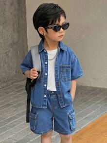 SHEIN Little Byeori 两件套男童蓝色牛仔宽松短袖衬衫和工装短裤套装 - 中等水洗藍 - 查看 6