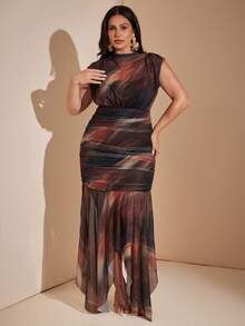 SHEIN BAE CURVE 大尺碼女款紮染印花不對稱下擺百褶優雅洋裝 - 彩色 - 查看 6