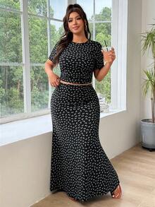 SHEIN EZwear 碎花女款大尺碼休閒T恤與裙子套裝 - 彩色 - 查看 10