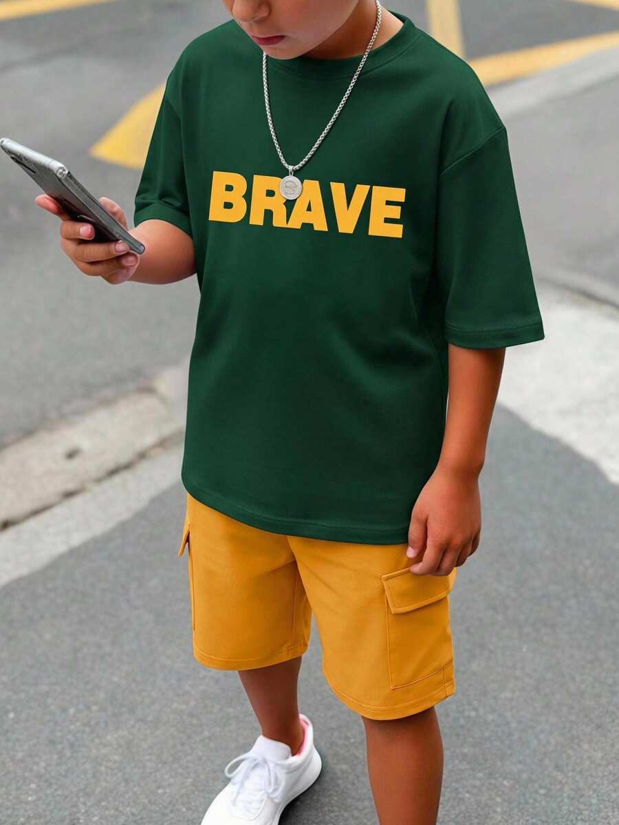SHEIN 兒童青少年男孩字母印花短袖T恤與短褲休閒日常套裝
