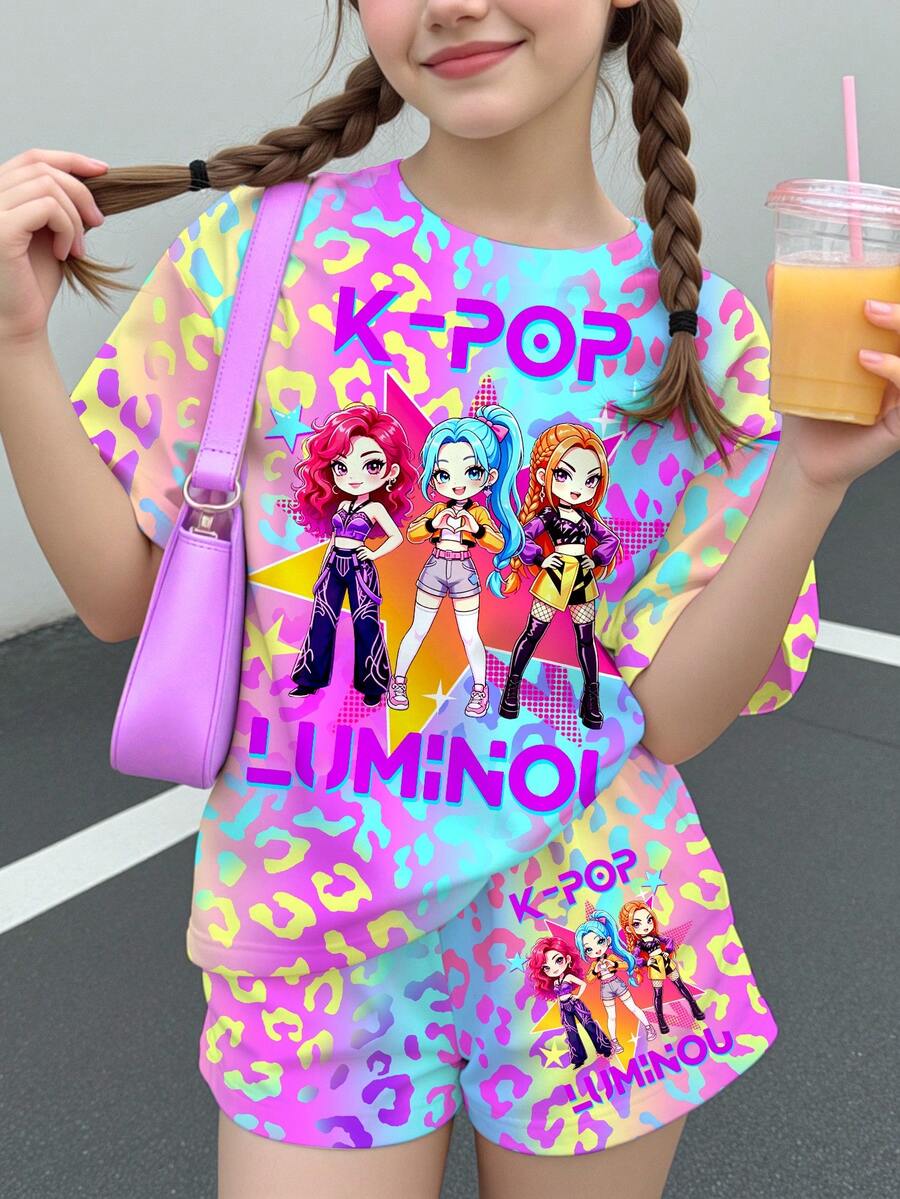 青少年女孩休閒彩色豹紋卡通女孩團體圖案 K 領短袖 T 恤與短褲 2 件套,適合夏季 - 彩色 - 查看 1