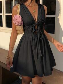SHEIN EZwear 深V領收腰梭織無袖條紋女款迷你洋裝 - 黑色 - 查看 5