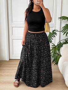 SHEIN EZwear 黑色背心上衣與碎花裙休閒大尺碼套裝 - 黑色 - 查看 5