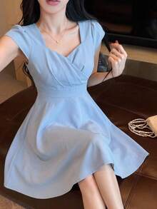 DAZY 女士优雅纯色褶皱泡泡袖迷你连衣裙，夏季婚礼宾客礼服/吊带裙/鸡尾酒裙 - 藍色 - 查看 1