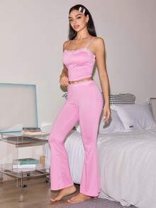Lowkey Lull Set pigiama estivo da donna in pizzo stile Y2K con canotta e pantaloni lunghi con bordi a contrasto, set loungewear - Rosa - Visualizzare 5