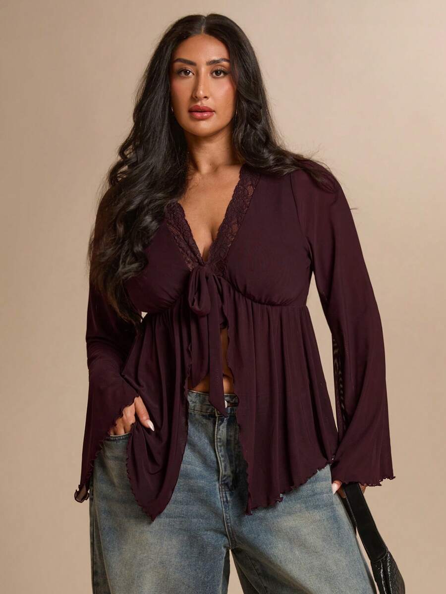 SHEIN BAE CURVE 大尺碼女款梅紫色喇叭袖網紗T恤，優雅上衣
