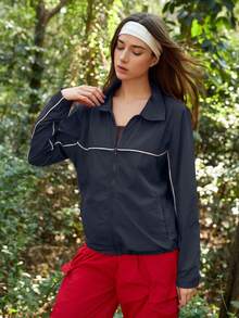 Exploreva Exploreva Women's Outdoor Casual Windbreaker Jacket - Black - View 5