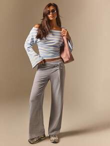Athîral Women's Blue And White Stripe Stripe Stripe Off-Shoulder Drop Shoulder Long Sleeve Casual Coastal T-Shirt Vacation Autumn Vacation Brunch - Blue and White - View 2