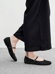 CUCCOO BIZCHIC 女款優雅時尚通勤休閒度假四季舒適平底鞋 - 黑色 - 查看 3