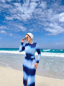 Swim Shayni 时尚蓝白扎染女士长袖泳装连衣裙 - 侧开衩裙摆设计，端庄全包臀沙滩度假泳装 - 彩色 - 查看 1