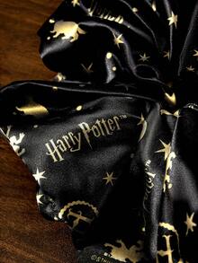 HARRY POTTER X SHEIN 1条装可爱时尚亮面缎面柔软加大码大肠环卡通印花发圈，黑色，适合居家或外出佩戴，高马尾 - 彩色 - 查看 3