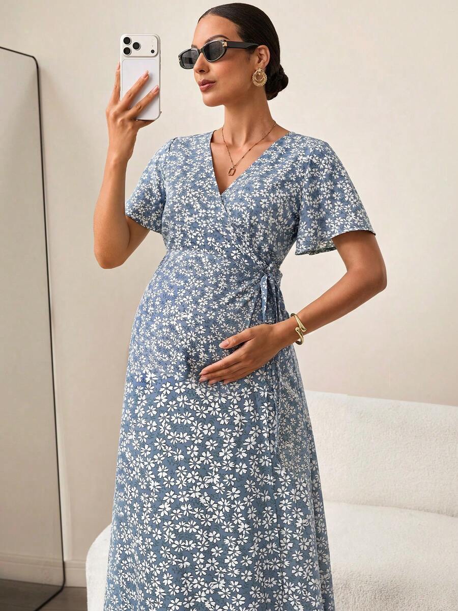 MaterniWear 孕婦時尚度假花卉印花繫帶V領洋裝 - 藍色 - 查看 1