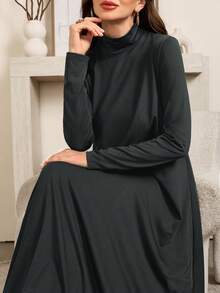 Al Najma 女款保守黑白配色高領針織長袖內搭衫與阿巴雅長裙套裝，阿巴雅內搭長裙 - 彩色 - 查看 8