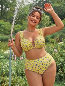 Swim Mod 2026 New Plus Size 2-Piece Bikini Set Set, Yellow Base With Random Blue Ditsy Floral, V-Neck U-Back Design, Suitable For Beach & Resort Wear - Multicolor - View 3