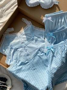 Comfortcana 6件套女士休闲修身仿门襟蕾丝拼接印花吊带背心和短裤睡衣套装 - 藍色 - View 4