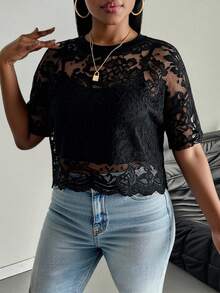 SHEIN PETITE CURVE 大尺碼女款蕾絲圓領短袖透視上衣 - 黑色 - 查看 4