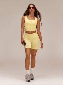 GLOWMODE Ultrafine weiches nahtloses Crisscross-Crush-Strick-Tanktop mit Feuchtigkeitsableitung, offenem Rücken, abnehmbaren Cups, quadratischem Ausschnitt, verkürzt, für Laufen, Fitnessstudio und Workout - French Vanilla - Übersicht 6